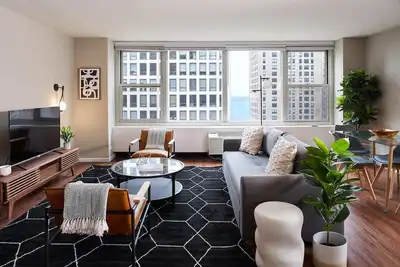 Image de Corner 3br in Streeterville | Views | Roof Deck