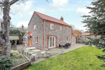 Image de 4 chambres à coucher à East Runton