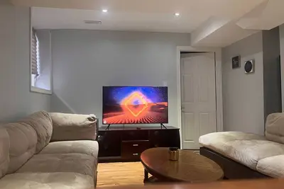 Image de Large and cozy 2 bedroom bast apt