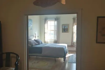 Image de Spacious Riverfront Loft Close to Downtown and Dining