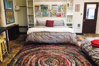 Image de Cozy King by Red Rocks & Downtown Denver