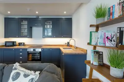 Image de 3 chambres à coucher à Town & Victoria Road