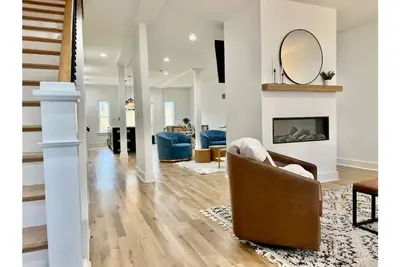 Image de New Resort w/Lavish Luxury Executive Experience