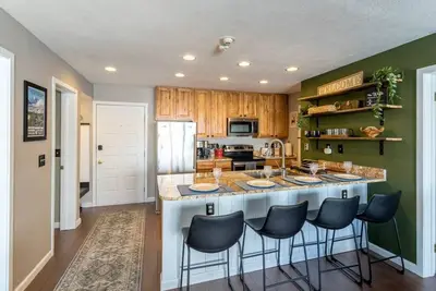 Image de Ski In Ski Out Condo in Granby