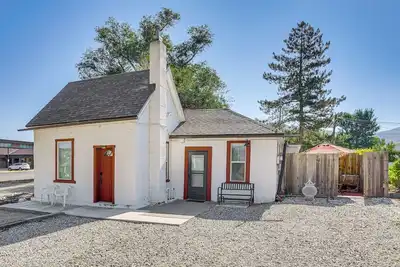 Image de Kik-N-Bak Cottage w/ Beautiful Mountain View