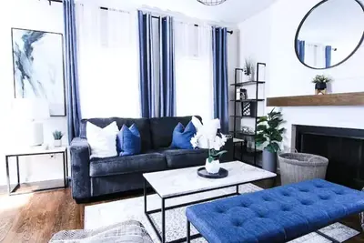 Image de Centrally Located Farmhouse in Downtown Atlanta