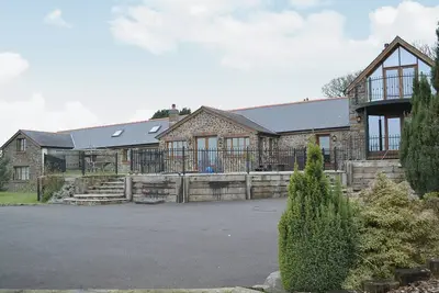 Image de 5 chambres à coucher à St Clears, near Laugharne