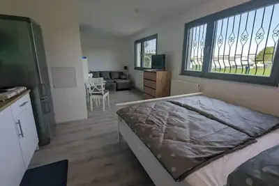Image de Lovely studio with free parking on premisis