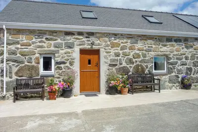 Image de 2 chambres à coucher à Llangybi, near Pwllheli
