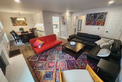Image de Fresh & Luxe! Comfyiest beds in Midtown! Clean!