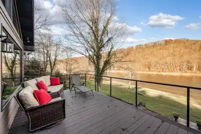 Image de The Eagles’ View Riverstone Retreat - Riverfront-Close to Emlenton & Foxburg, Pa