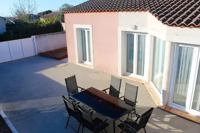 Image de Sur les hauteurs de Carcassonne avec son coin pétanque privé