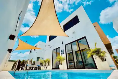 Image de Beach House Villa with Pool