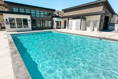 Image de Riverview Retreat · Riverview Retreat  - Community Pool open!