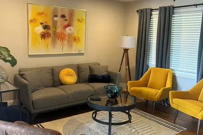 Image de Family Friendly - close to Sugar Hill shopping, restaurants