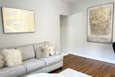 Image de Brand new beautiful king size 1 bedroom 15 min to Manhattan