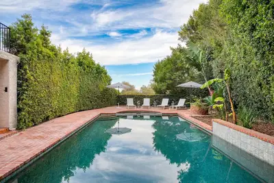 Image de Dume Point by AvantStay | Tennis + Pool in Malibu