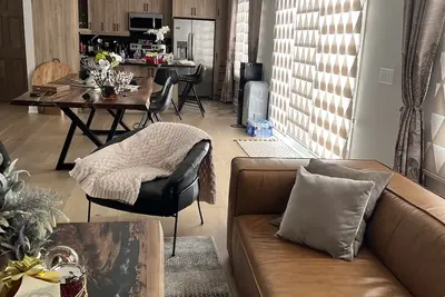 Image de Brand new front lake cottage-15 min. from Dorset