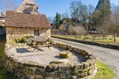 Image de Gîte confortable avec jardin