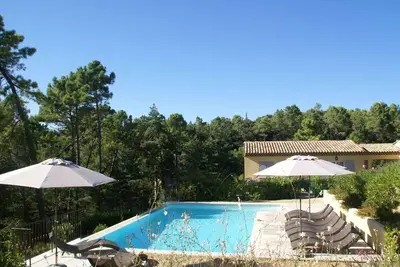 Image de Magnifique appartement Ă Montauroux avec piscine
