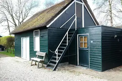 Image de Maison prטs de Giethoorn avec location de bateau