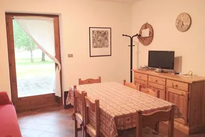 Jolie maison de vacances avec jardin près de Pozza di Fassa