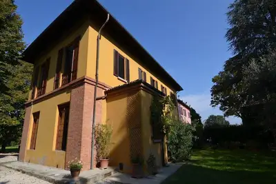 Image de Maison de vacances de luxe Ă Faenza avec piscine