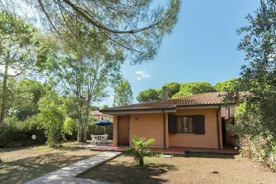 Image de Appartement dans une villa, climatisée, à proximité de la plage