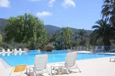 Image de Maison de vacances luxueuse avec piscine