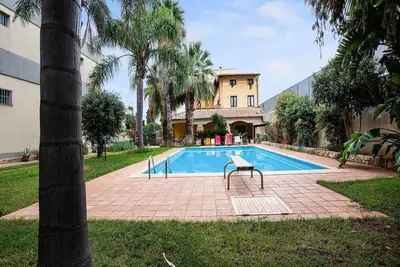 Image de Villa Ă Floridia avec plage de mer