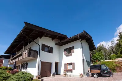 Image de Appartement à St. Johann au Tyrol avec terrasse