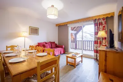 Appartement 10 personnes avec balcon à Peyragudes - 3 chambres, navette gratuite, casier skis