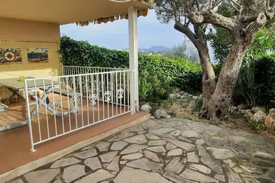 Image de Appartement Confortable à Llançà, Proche Plage de Grifeu, 2 Chambres, Parking, Idéal Familles