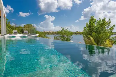 Image de Please Inquire Before Booking – Luxury Villa