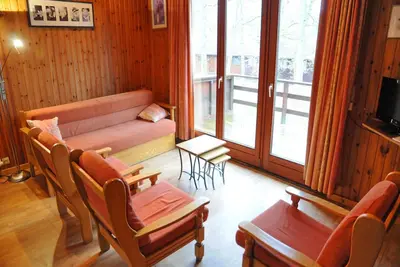 Image de Chalet confortable en bois, terrasse