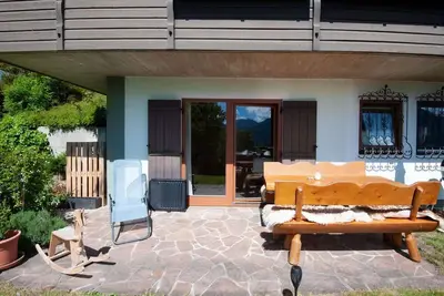 Image de Appartement au Tyrol dans une zone attrayante.