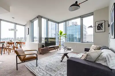 Image de Sophari's 2br Heart of Bellevue