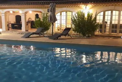 Image de Echappée en Provence \nLuxury Villa with 2 apartments around a swimming pool