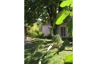 Image de Gite De Charme A Amboise Centre Historique. Gite Ivoire.