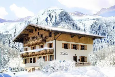 Image de Appartement Ă Krimml avec balcon