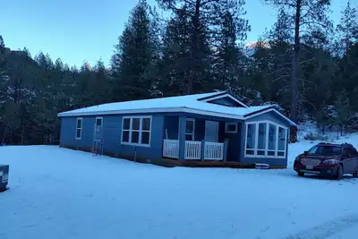 Image de Newer manufactured home on acreage, Rv hookup, 4 miles from free boat ramp. . .