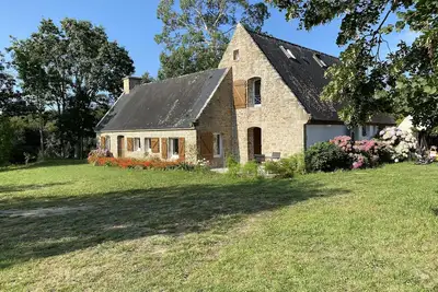 Image de maison entièrement rénovée à 540 mètres de la plage