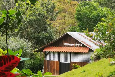 Image de Complete Cabin and Mountain Farm