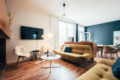 Image de Le cerf : moderne chic et spacieux 4 chambres vue montagnes
