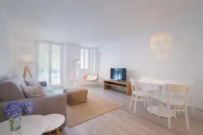 Marsuites 1 - Palace and Cathedral View (First floor)