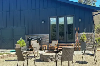 Image de Modern, but cozy apartment with spectacular views of the Bitterroot mountains