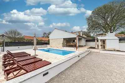 Image de Superbe maison Ă Lecevica