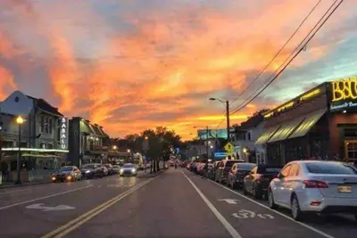 Image de Great Weekend Get-away at Memphis' own Overton Square just 2 min walk away