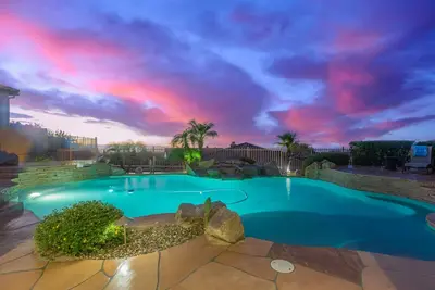 Image de Peace in Las Sendas W/ Heated Pool/Spa! 30 night min.