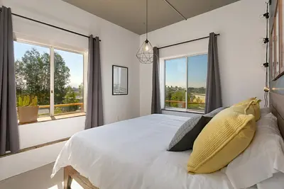 Image de Sunset Vista - 2br/1ba, near Beaches, Legoland, great views!